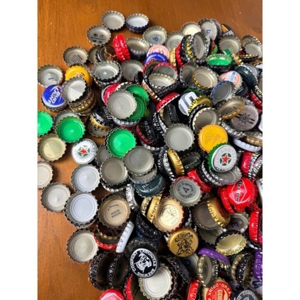 Bulk Lot Beer Bottle Caps Collection Vintage Crafting Supplies Display - Picture 3 of 4